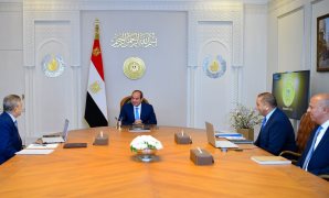 "معلومات الوزراء" يستعرض تقرير حول التأثيرات العالمية للكوارث الطبيعية خلال عام 2025  