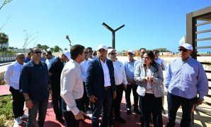 رئيس الوزراء يتفقد طريق البوليفار وكمبوند مزارين بالعلمين الجديدة 