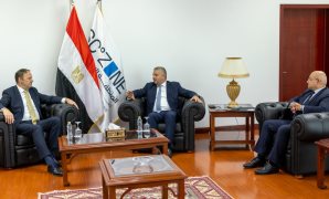 شبح كورونا يطل من جديد في الهند وخبراء يطلبون عودة الكمامات