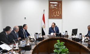 رئيس الوزراء يتابع الخطوات التنفيذية للتعيين حديثاً واختيار الوظائف القيادية