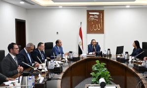خلال اتصال هاتفى مع أمير الكويت.. الرئيس السيسى يجدّد إدانة مصر القاطعة للاعتداءات الإيرانية على دولة الكويت الشقيقة.. ويؤكد: تمثل انتهاكًا صارخًا للقانون الدولي وتصعيدًا خطيرًا يهدد استقرار المنطقة