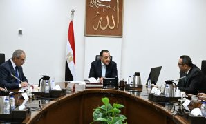 أكرم القصاص: الدولة لا تزال تتحمل دعماً كبيراً للكهرباء رغم تحريك الأسعار