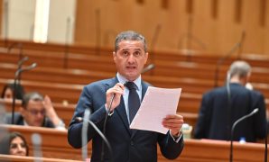 "حادث الإسماعيلية.. وحظر عمالة الأطفال في التشريع المصري".. قانون الطفل يحظر تشغيل الأطفال قبل بلوغهم 15 سنة.. ويحظر تدريبهم قبل بلوغهم 13 سنة.. وأجاز تشغليهم قبل هذا السن في أعمال موسمية معينة ولكن بشروط