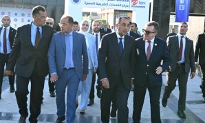 القانون يحظر تحصيل حد أدنى لتقديم الخدمات بمحال المأكولات والمشروبات دون ترخيص