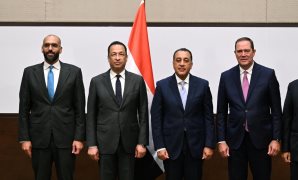 خلال افتتاحه معرض أهلا مدارس 2026.. مدبولى: توجيهات مستمرة من الرئيس بالتوسع فى معارض السلع بأسعار مخفضة.. وزير التموين: المعرض الرئيسى يستقبل المواطنين من 2 إلى 15سبتمبر.. وتوفير المعروضات بتخفيضات تصل إلى 40%