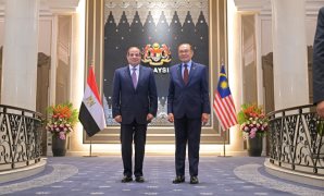 الرئيس السيسى يشيد بدور الأزهر الشريف فى ماليزيا ويدعو الملك السلطان إبراهيم لزيارة مصر 