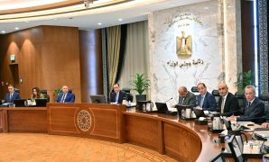 فخامة الرئيس السيسى بافتتاح أسبوع القاهرة للمياه: أي رهان على قبول مصر بفرض الأمر الواقع أو التفريط في أمنها المائي رهان خاسر..نولى أهمية كبيرة لتعزيز التعاون المائى القائم على احترام قواعد القانون الدولى