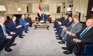 خلال استقباله المدير العام لـ روس أتوم فى موسكو.. فخامة الرئيس السيسى يؤكد أهمية محطة الضبعة النووية لتلبية الاحتياجات من الكهرباء والطاقة.. ويشدد على أهمية التنسيق لتنفيذ المشروع وفقًا للأطر الزمنية المحددة