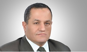 عمر حمروش