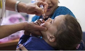حملة تطعيم ضد شلل الأطفال