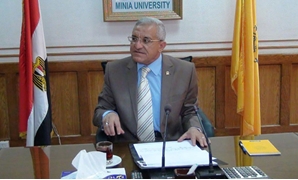 الدكتور جمال الدين على أبو المجد رئيس جامعة المنيا