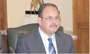 مجدى عبد الغفار وزير الداخلية