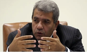 عمرو الجارحى وزير المالية 