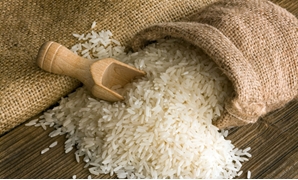أجولة وأكياس أرز