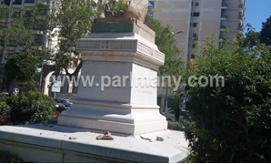 تمثال كاتمة الأسرار بمحافظة الإسكندرية