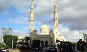 مسجد عمر مكرم