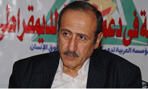 عبد العزيز الحسينى عضو المجلس الرئاسى للتيار الديمقراطى 