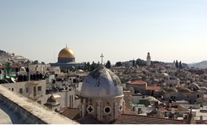 كنائس فلسطين: منع الاحتلال وصول المصلين لكنيسة القيامة جريمة دولية