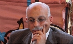 الدكتور أحمد حسين أمين الصندوق المساعد بنقابة الأطباء 
