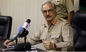 الفريق أول خليفة حفتر قائد الجيش الليبى 