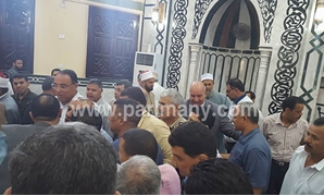 النائب عصمت زايد أثناء افتتاح المسجد

