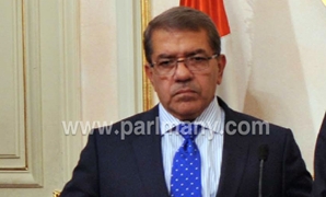  وزير المالية عمرو الجارحى
