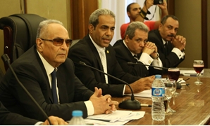 بهاء أبو شقة فى اجتماع لجنة الشؤون التشريعية