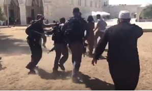 اشتباكات بين الشرطة الإسرائيلية وفلسطينيين