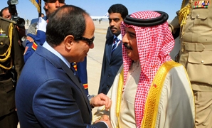 الرئيس عبد الفتاح السيسى و ملك البحرين حمد بن عيسى آل خليفة