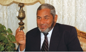 عبد الفتاح إدريس، أستاذ الفقه المقارن بجامعة الأزهر
