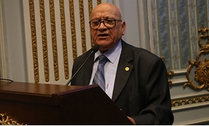  النائب عبد المنعم العليمى عضو اللجنة التشريعية والدستورية بالبرلمان
