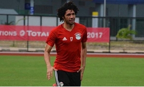 محمد الننى لاعب منتخب مصر