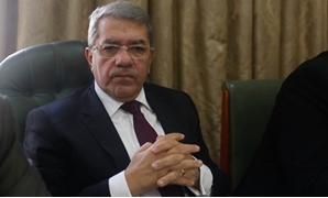  وزير المالية عمرو الجارحى