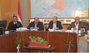 الدكتور إسماعيل عبد الحميد طه محافظ دمياط