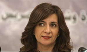 السفيرة نبيلة مكرم وزيرة الدولة للهجرة وشؤون اللاجئين
